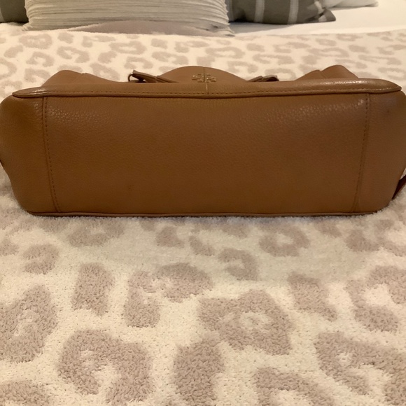 Tory Burch Ivy Side-Zip tote - Picture 7 of 8